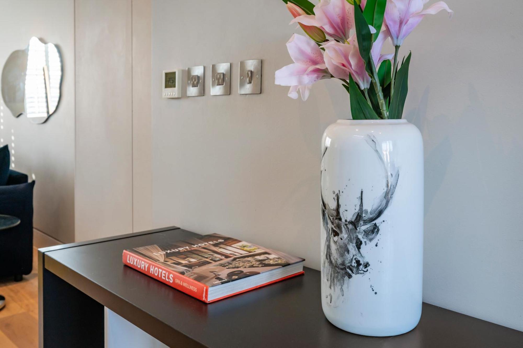 Arcore Premium Apartments Bloomsbury London Bagian luar foto